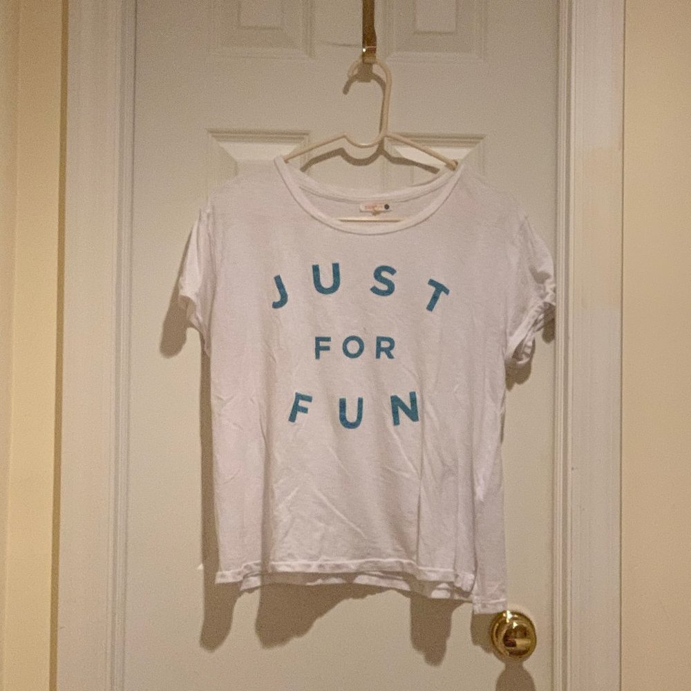 Sundry T-shirt Sz 2 (equals a sz M, 8-10)